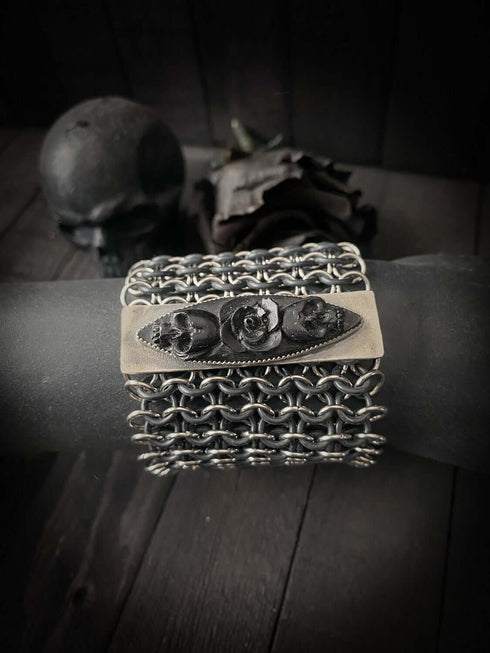 Brazalete Malla Elastica Base estrecha Skull and Roses